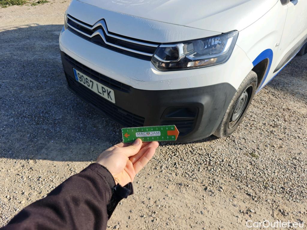  Citroen  Berlingo CITROEN  / 2018 / 3P / furgón derivado de turismo Talla M PureTech 110 CONTROL #59