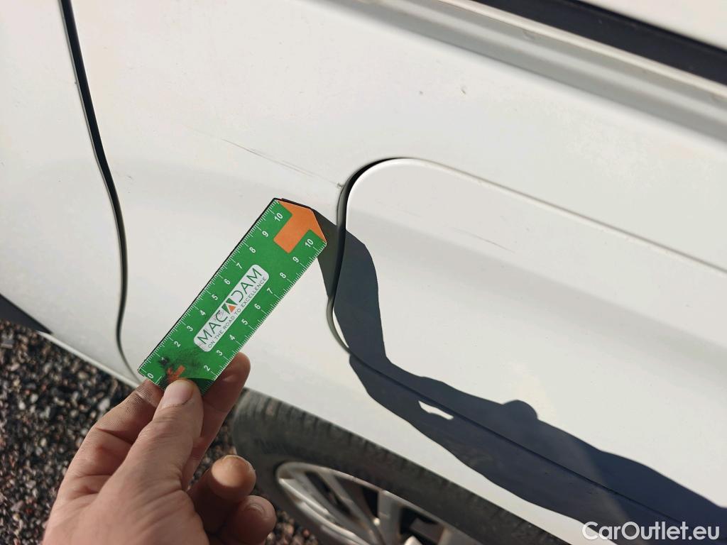  Citroen  Berlingo CITROEN  / 2018 / 5P / monovolumen compacto Talla M BlueHDi 100 S&S FEEL #53