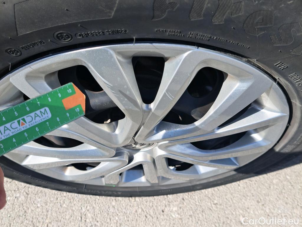  Citroen  Berlingo CITROEN  / 2018 / 5P / monovolumen compacto Talla M BlueHDi 100 S&S FEEL #58