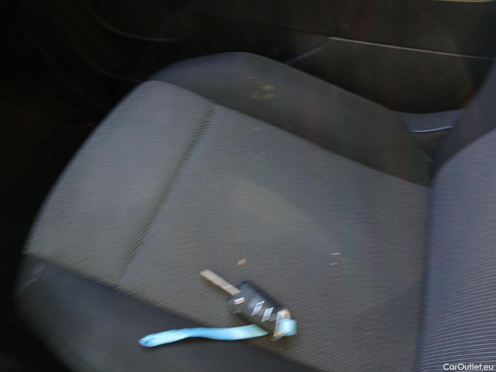  Citroen  Berlingo CITROEN  / 2018 / 4P / monovolumen compacto Talla M BlueHDi 100 LIVE #5