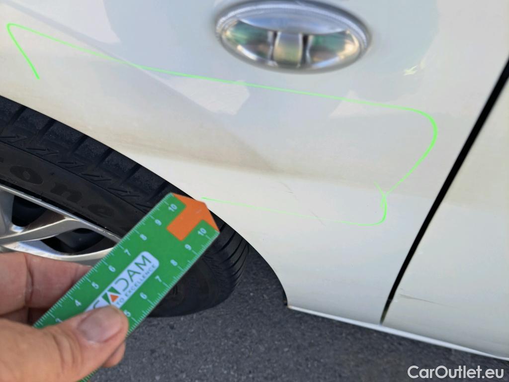  Citroen  Berlingo CITROEN  / 2018 / 5P / monovolumen compacto Talla M BlueHDi 100 S&S FEEL #24