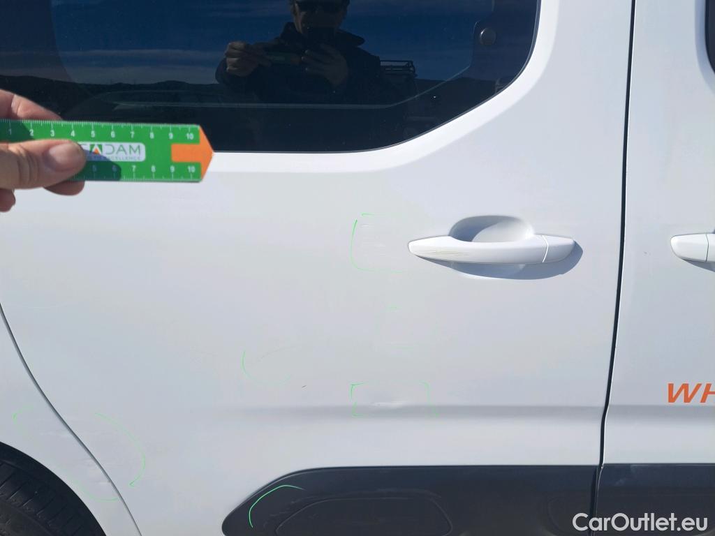  Citroen  Berlingo CITROEN  / 2018 / 5P / monovolumen compacto Talla M BlueHDi 100 S&S FEEL #77