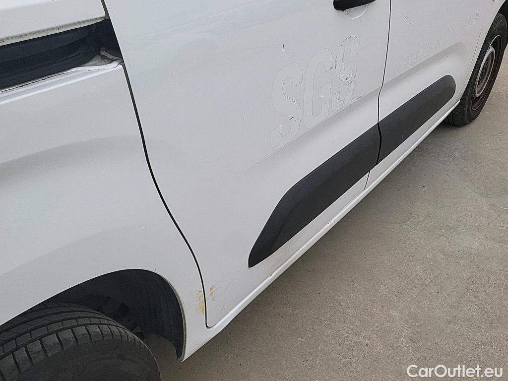  Citroen  Berlingo CITROEN  / 2018 / 3P / furgón derivado de turismo Talla M BlueHDi 100 CONTROL #13