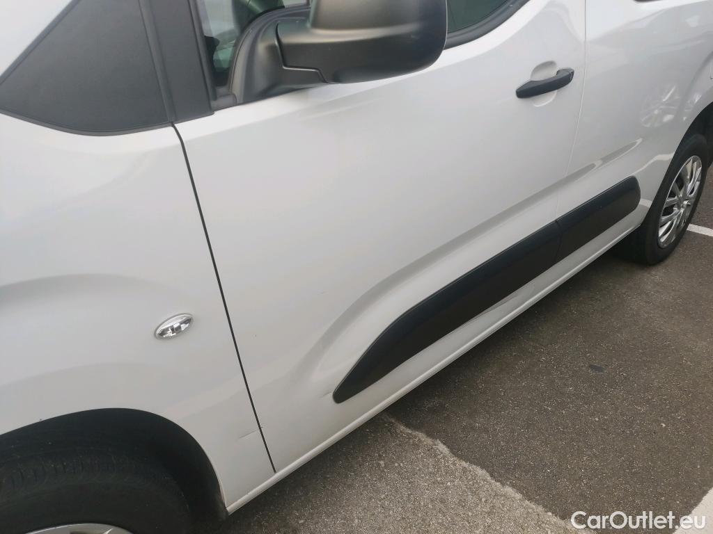  Citroen  Berlingo CITROEN  / 2018 / 4P / combi Talla M BlueHDi 100 S&S LIVE PACK BUSINE #36