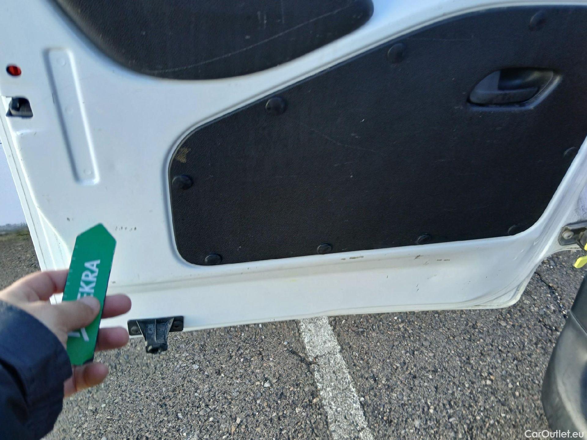  Citroen  Berlingo CITROEN  / 2018 / 4P / monovolumen compacto Talla M BlueHDi 100 LIVE #7