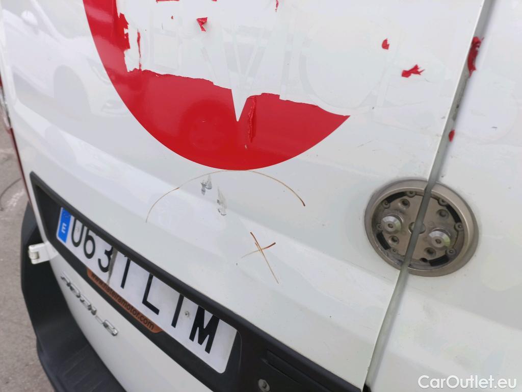  Fiat  Doblo FIAT Doblò Cargo/2015/3P/furgón derivado de turismo Cargo Base 1.6 Mjet 66kW (90CV) #10
