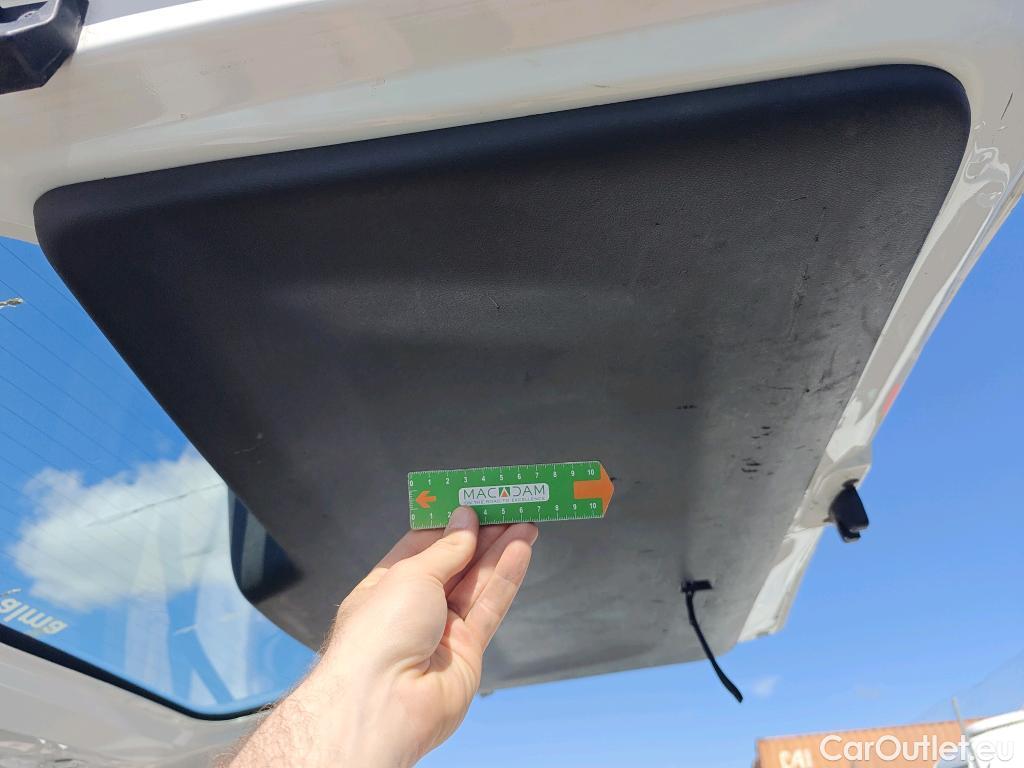  Opel  Combo OPEL  Life / 2018 / 5P / monovolumen compacto 1.5 TD 75kW (100CV) S/S Selective L #46