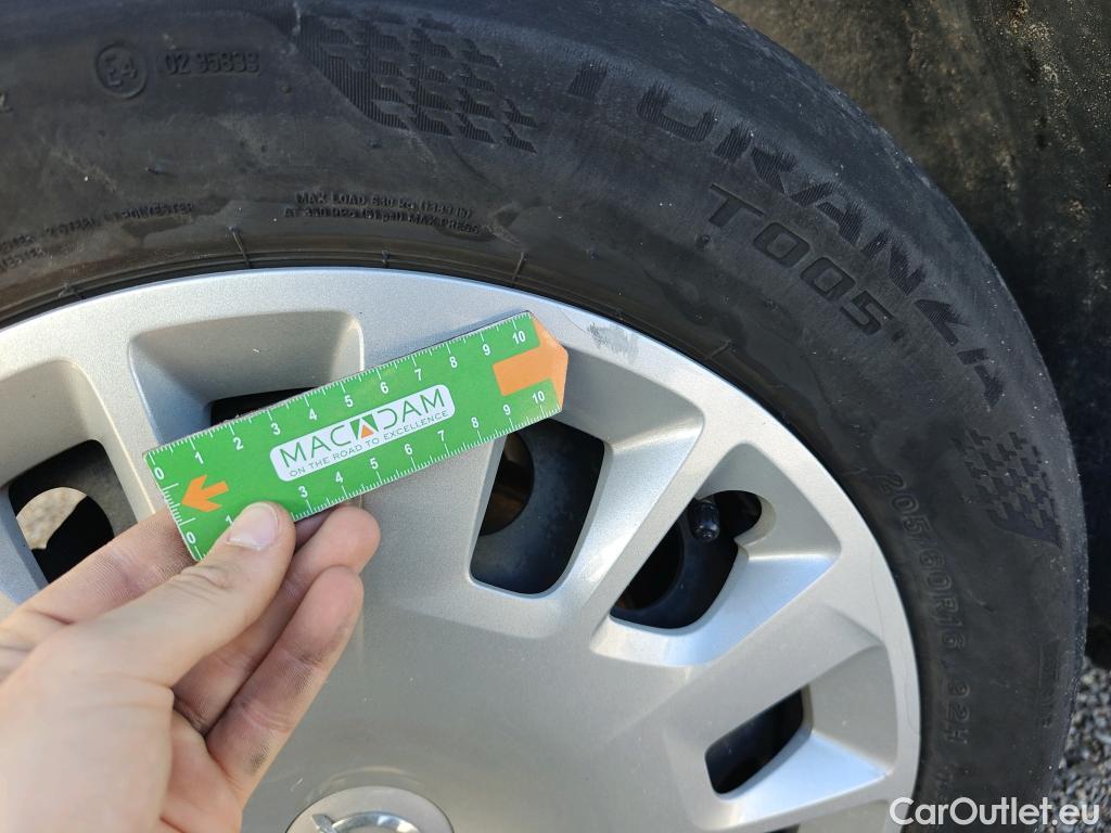  Opel  Combo OPEL  Life / 2018 / 5P / monovolumen compacto 1.5 TD 75kW (100CV) S/S Selective L #63