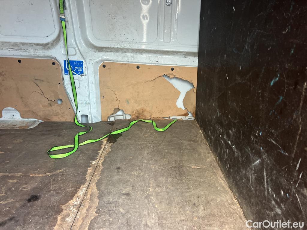  Ford  Transit  Custom Furgón 320 L1 Trend 2.0 TDCi 105CV MT6 E6 #54