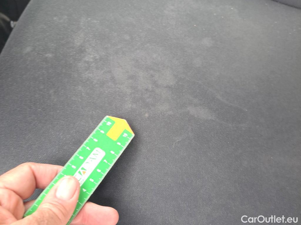  Fiat  Fiorino FIAT  / 2016 / 4P / furgón derivado de turismo Cargo SX N1 1.3 MJet 70 kW (95 CV) #40