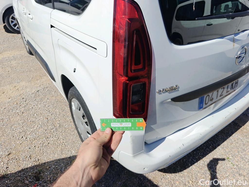  Opel  Combo OPEL  Life / 2018 / 5P / monovolumen compacto 1.5 TD 75kW (100CV) S/S Selective L #15