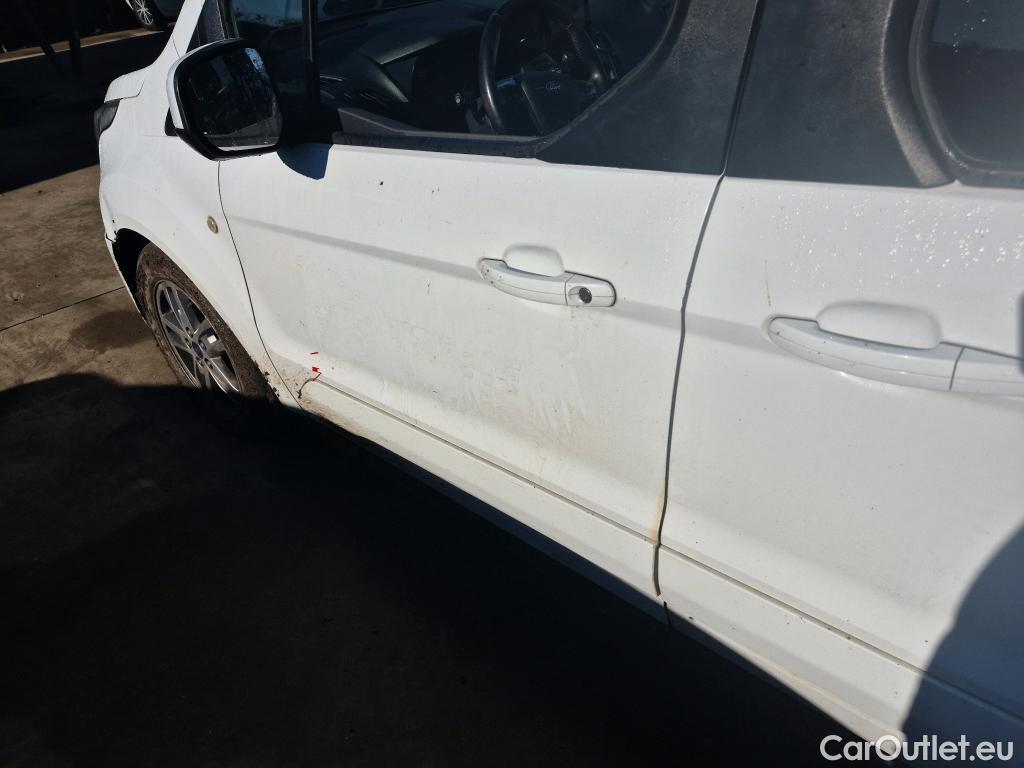  Ford  Grand Tourneo FORD  Connect / 2013 / 5P / monovolumen 1.5 TDCi 74kW (100CV) Titanium #8