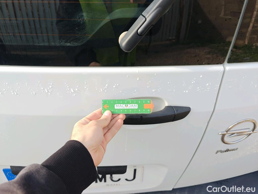  Opel  Combo OPEL  Life / 2018 / 5P / combi 1.5 TD 75kW (100CV) S/S Edition L (IND) #60