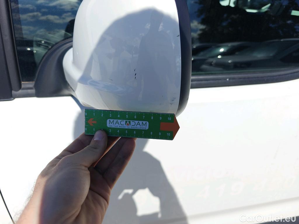  Opel  Combo OPEL  Life / 2018 / 5P / monovolumen compacto 1.5 TD 75kW (100CV) S/S Selective L #67