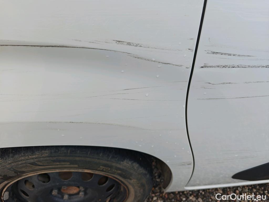  Opel  Combo OPEL  Life / 2018 / 5P / combi 1.5 TD 75kW (100CV) S/S Edition L (IND) #10