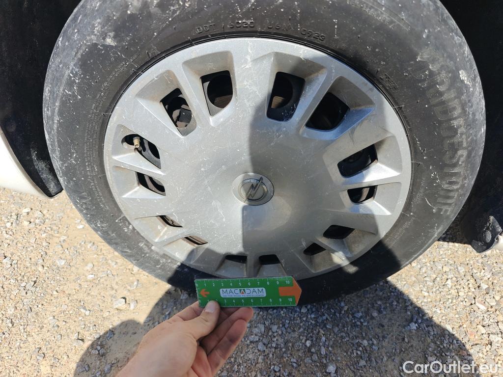  Opel  Combo OPEL  Life / 2018 / 5P / monovolumen compacto 1.5 TD 75kW (100CV) S/S Selective L #53