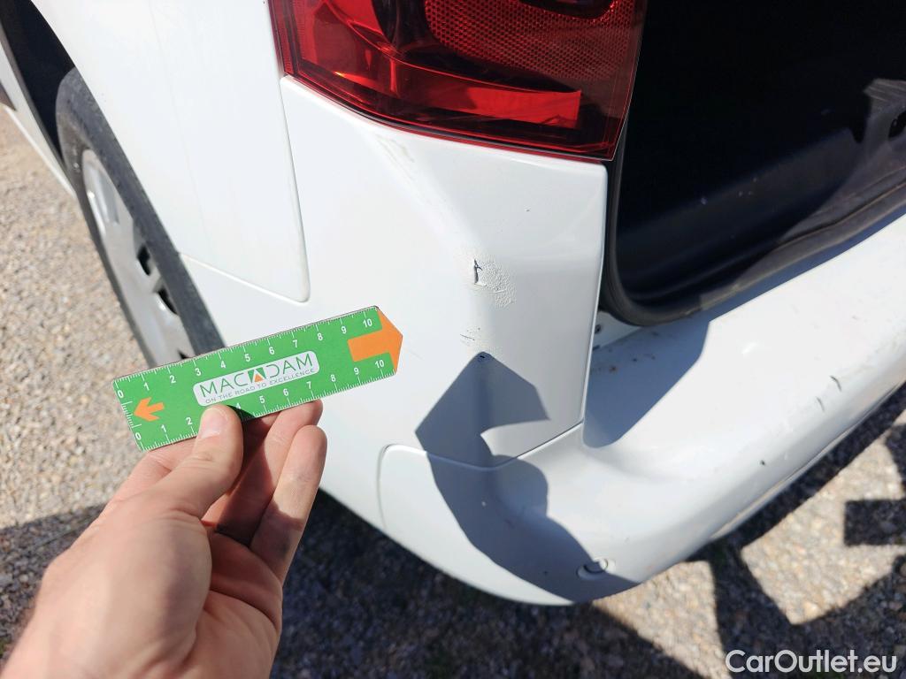  Opel  Combo OPEL  Life / 2018 / 5P / monovolumen compacto 1.5 TD 75kW (100CV) S/S Selective L #36