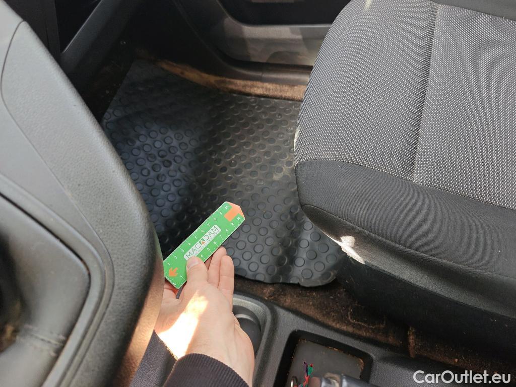  Opel  Combo OPEL  Life / 2018 / 5P / combi 1.5 TD 75kW (100CV) S/S Edition L (IND) #69