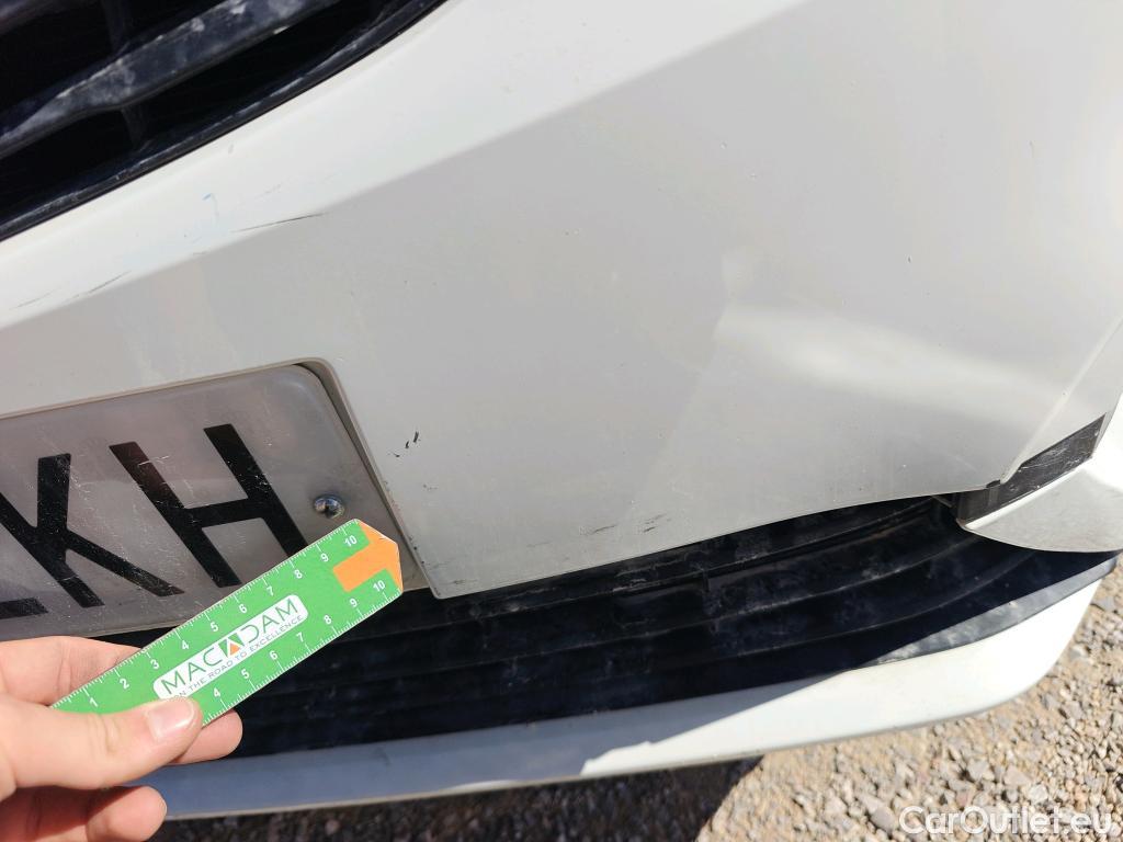  Opel  Combo OPEL  Life / 2018 / 5P / monovolumen compacto 1.5 TD 75kW (100CV) S/S Selective L #40