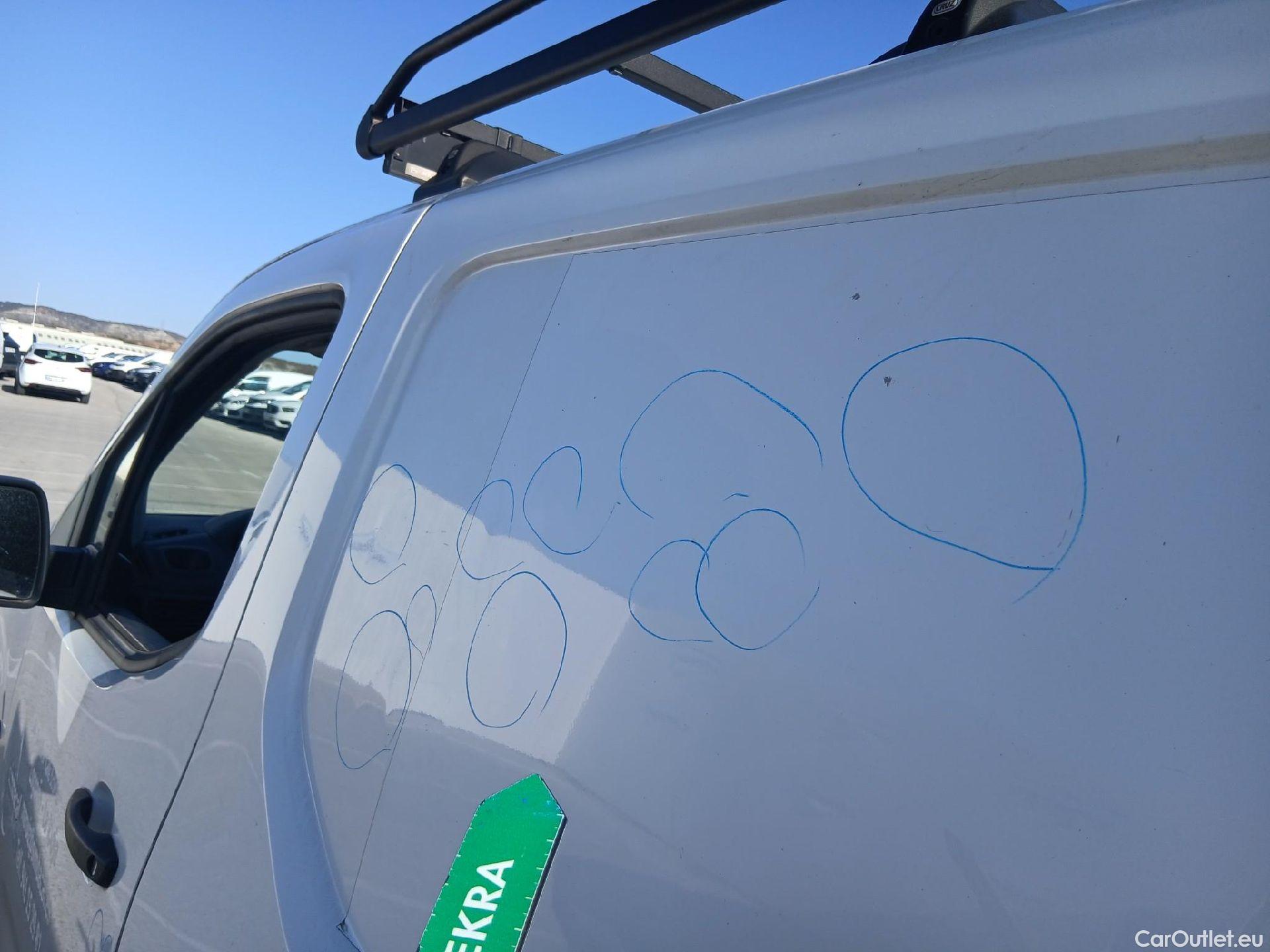  Peugeot  Partner PEUGEOT  / 2018 / 4P / furgón derivado de turismo Premium Standard 600kg BlueHDi 73kW (AC) #14