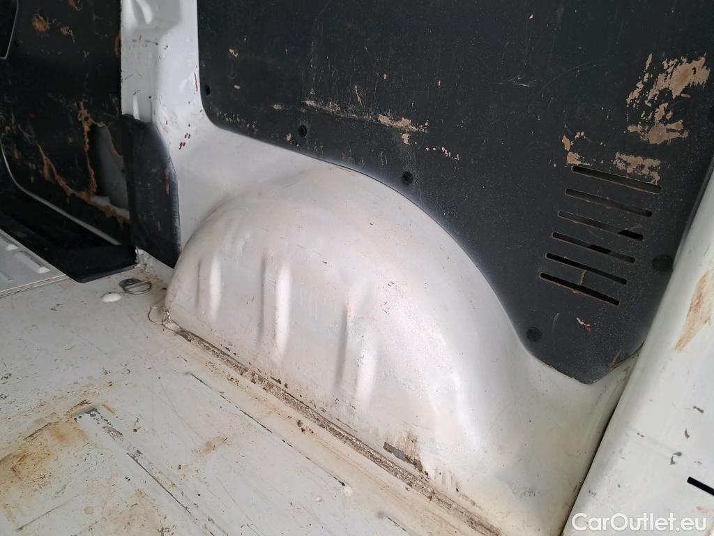  Peugeot  Expert PEUGEOT  / 2016 / 4P / furgón Furgón Pro 1.5 BlueHDi 120 S&S Standard #12