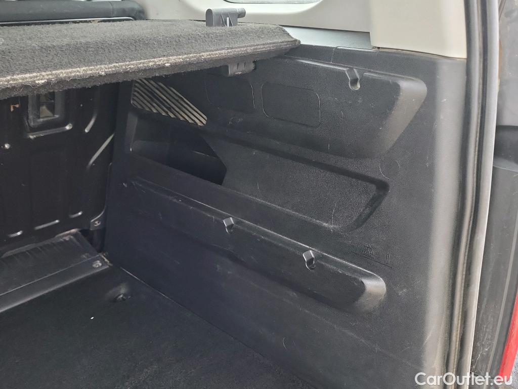  Peugeot  RIFTER PEUGEOT  / 2018 / 5P / monovolumen compacto Active Pack Standard BlueHDi 73kW #15