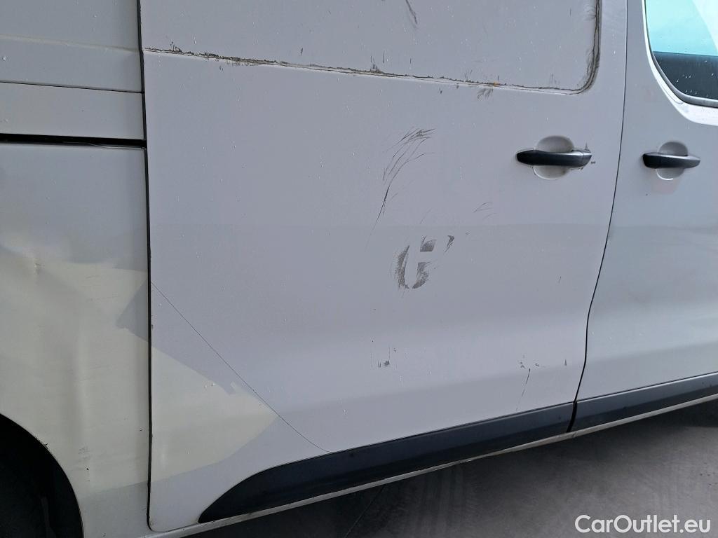  Peugeot  Expert PEUGEOT  / 2016 / 4P / furgón Furgón Pro 1.5 BlueHDi 120 S&S Standard #26