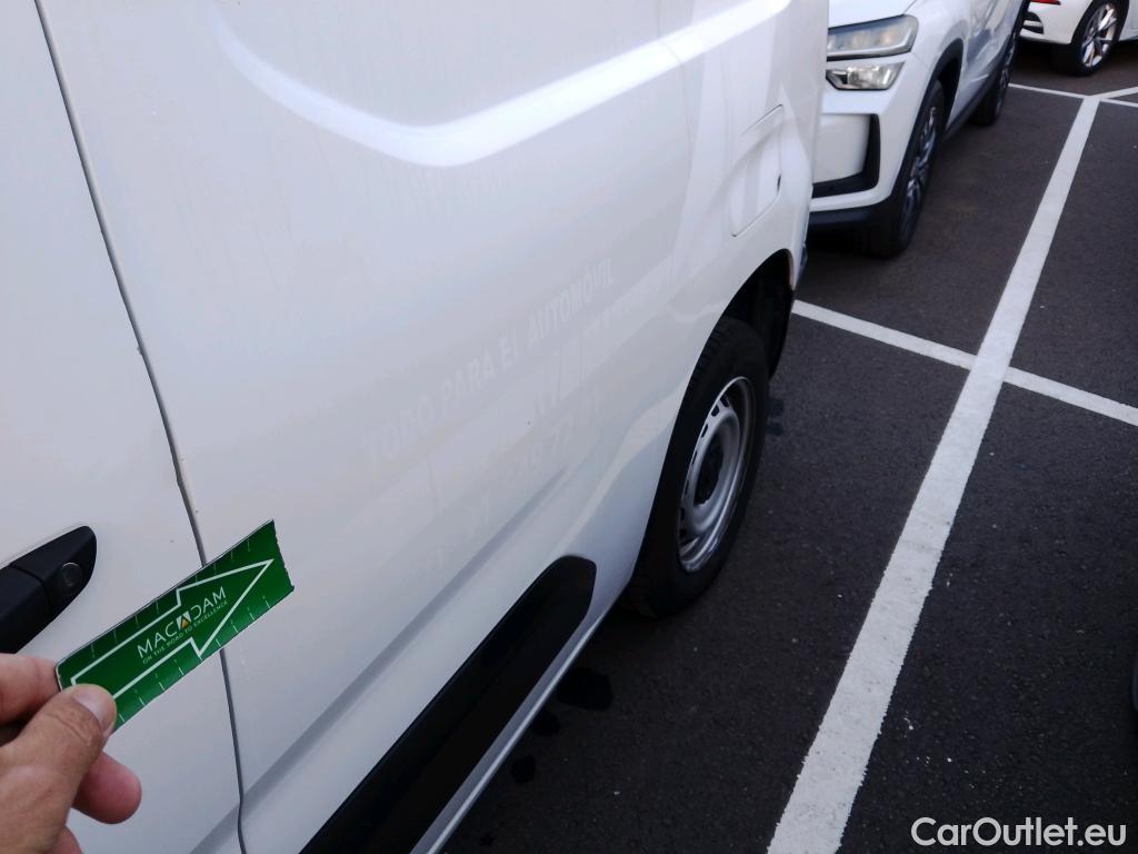  Peugeot  Partner PEUGEOT  / 2018 / 3P / furgón derivado de turismo Pro Standard 600kg BlueHDi 73kW (AC) #15