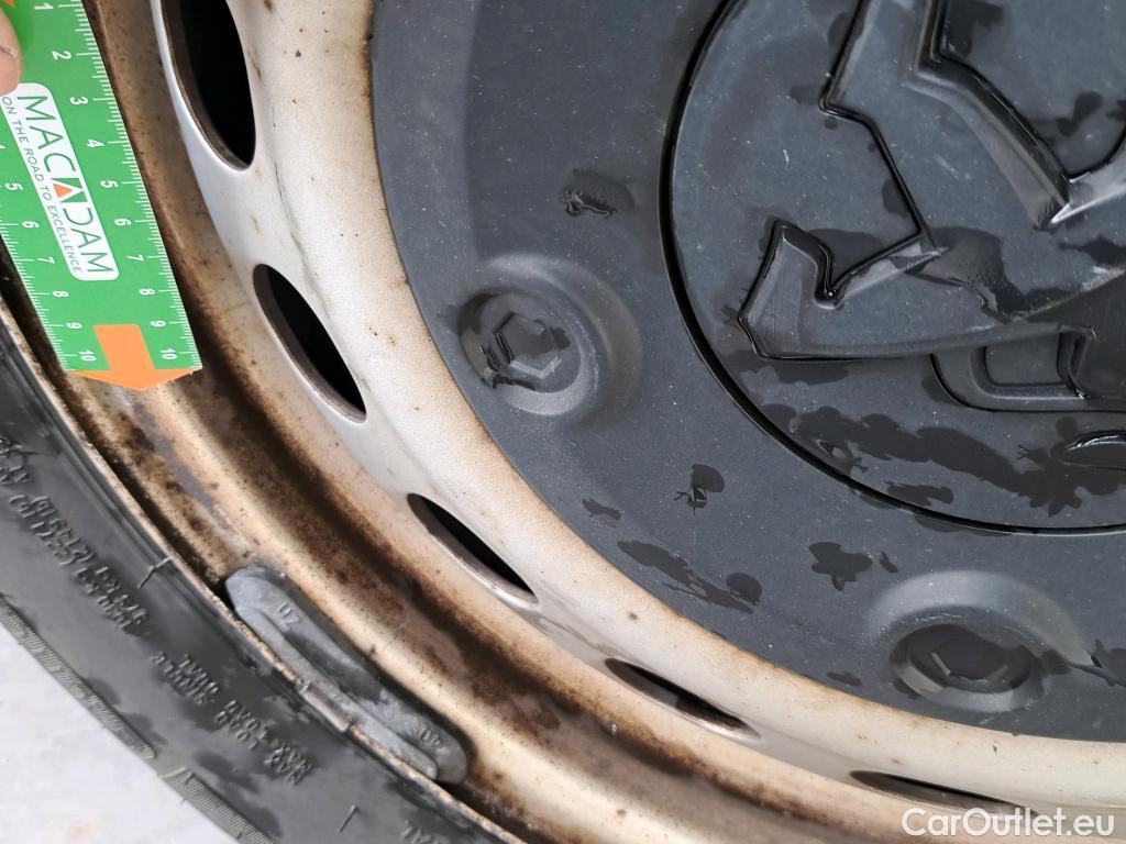  Peugeot  Expert PEUGEOT  / 2016 / 4P / furgón Furgón Pro 1.5 BlueHDi 120 S&S Standard #85