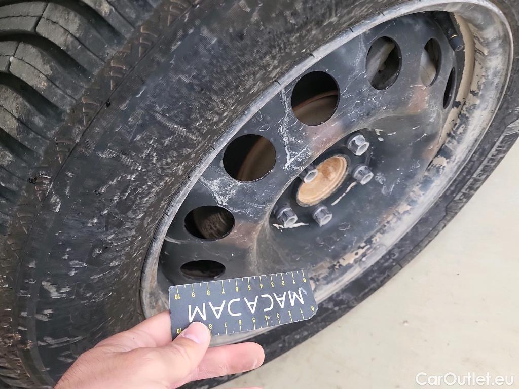  Peugeot  RIFTER PEUGEOT  / 2018 / 5P / monovolumen compacto Active Pack Standard BlueHDi 73kW #24