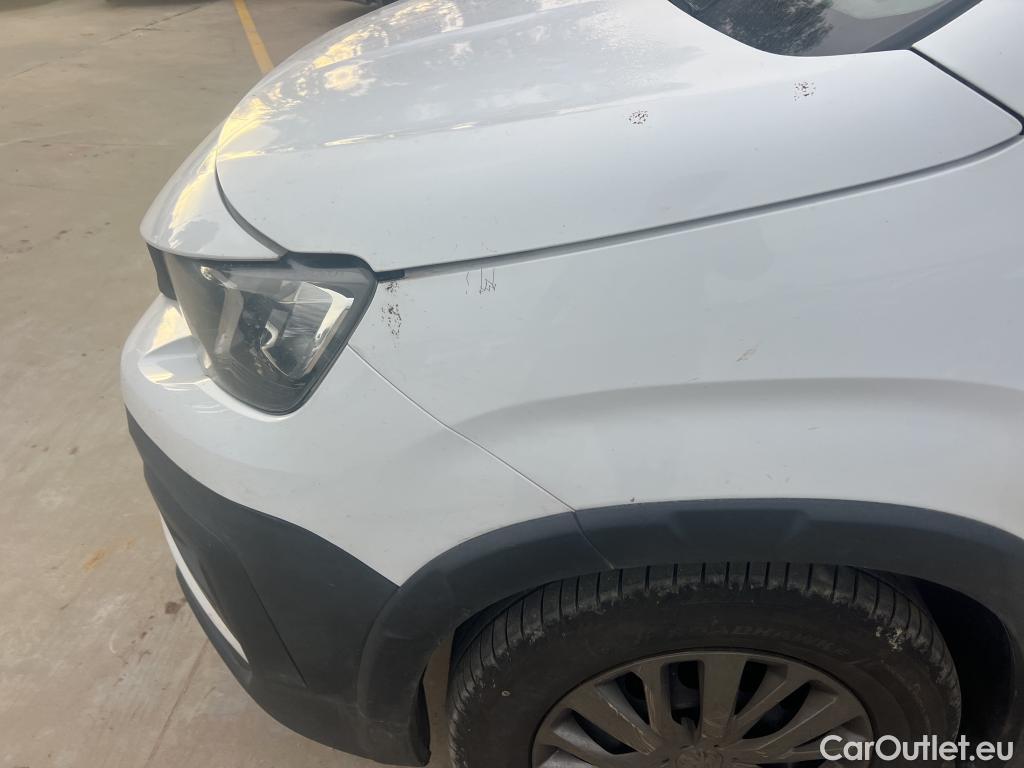  Peugeot  RIFTER PEUGEOT  / 2018 / 5P / monovolumen compacto Active Pack Standard BlueHDi 73kW #24