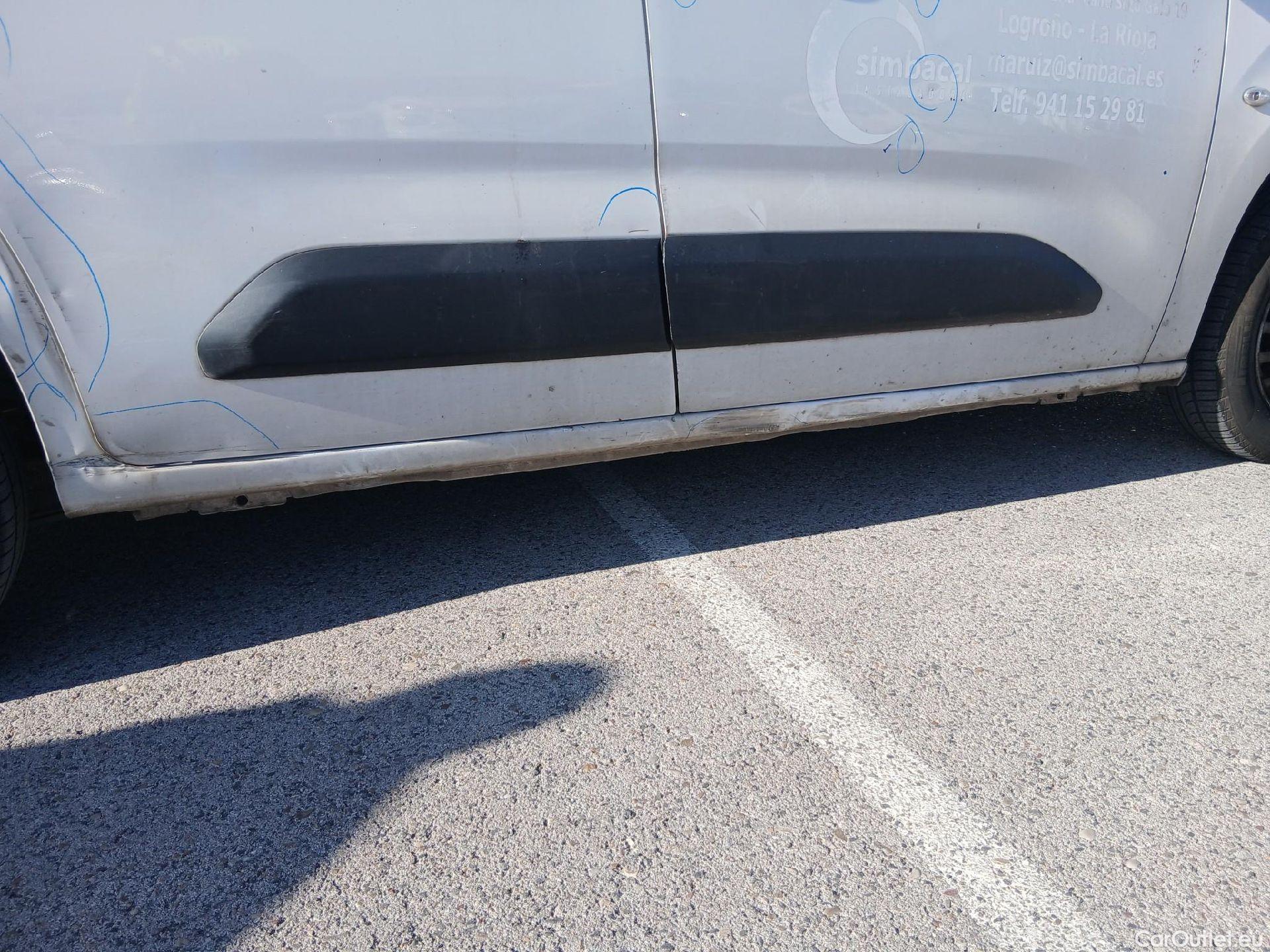  Peugeot  Partner PEUGEOT  / 2018 / 4P / furgón derivado de turismo Premium Standard 600kg BlueHDi 73kW (AC) #34