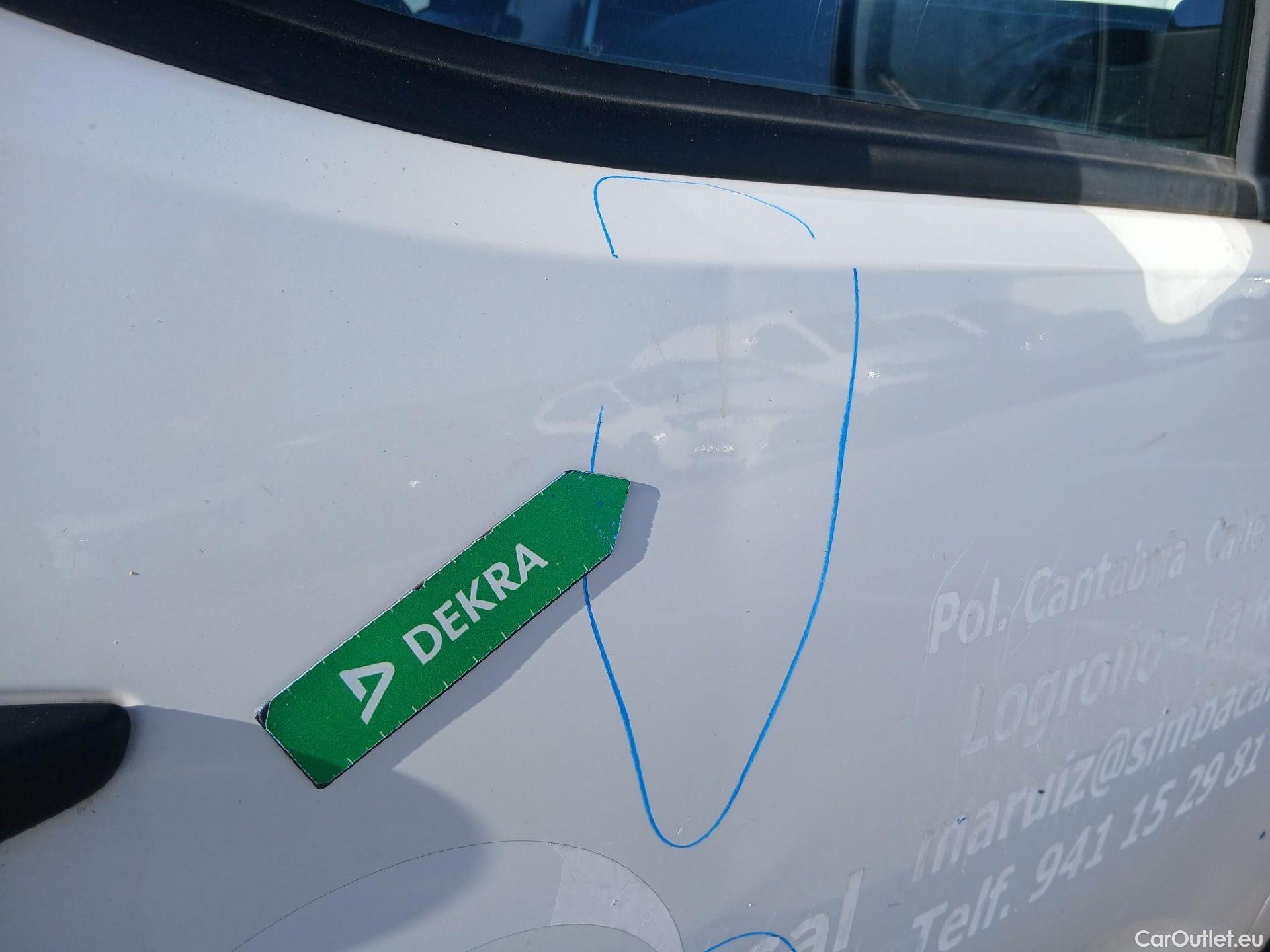  Peugeot  Partner PEUGEOT  / 2018 / 4P / furgón derivado de turismo Premium Standard 600kg BlueHDi 73kW (AC) #36