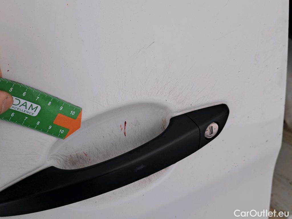  Peugeot  Expert PEUGEOT  / 2016 / 4P / furgón Furgón Pro 1.5 BlueHDi 120 S&S Standard #31