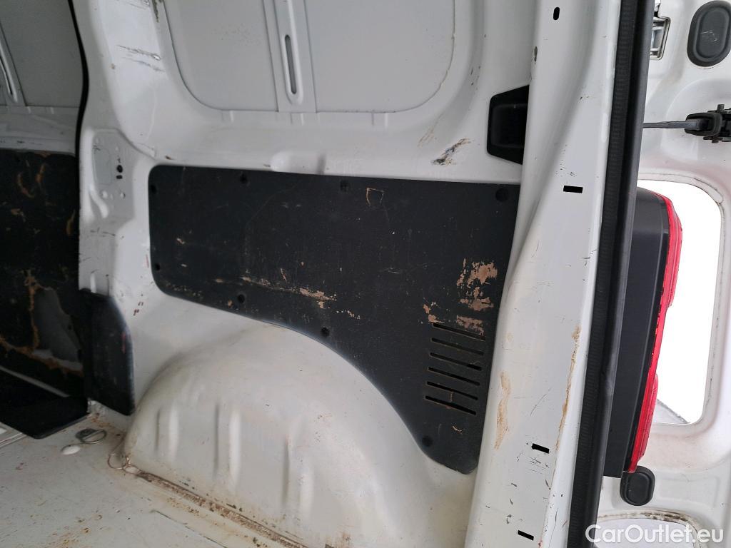  Peugeot  Expert PEUGEOT  / 2016 / 4P / furgón Furgón Pro 1.5 BlueHDi 120 S&S Standard #54