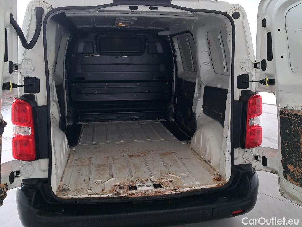  Peugeot  Expert PEUGEOT  / 2016 / 4P / furgón Furgón Pro 1.5 BlueHDi 120 S&S Standard #61