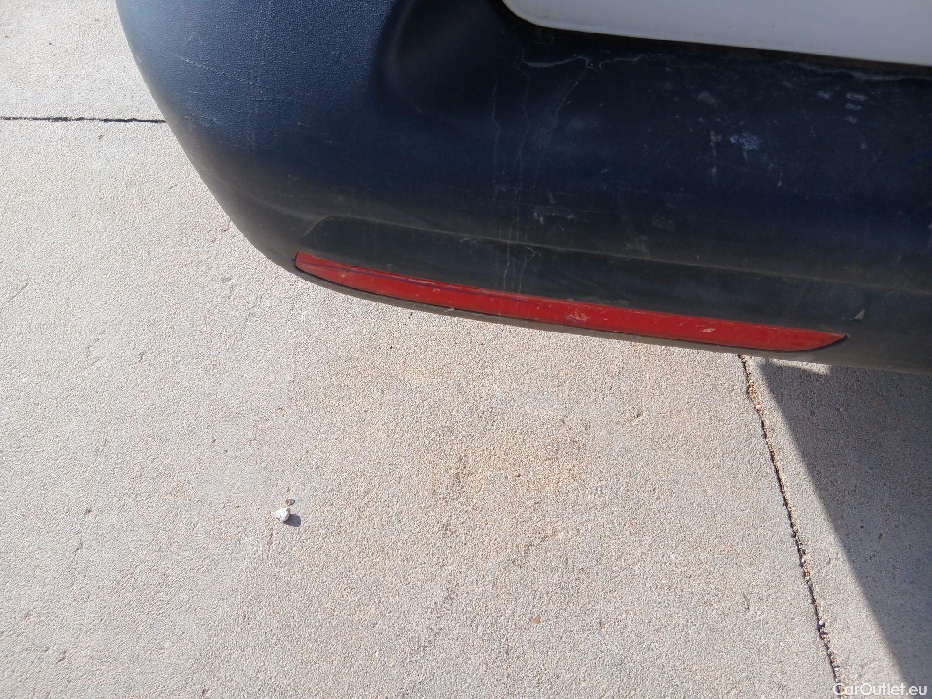  Volkswagen  Transporter VOLKSWAGEN  / 2015 / 4P / furgón Furgón Corto TN 2.0 TDI 110kW BMT 4Mot #28