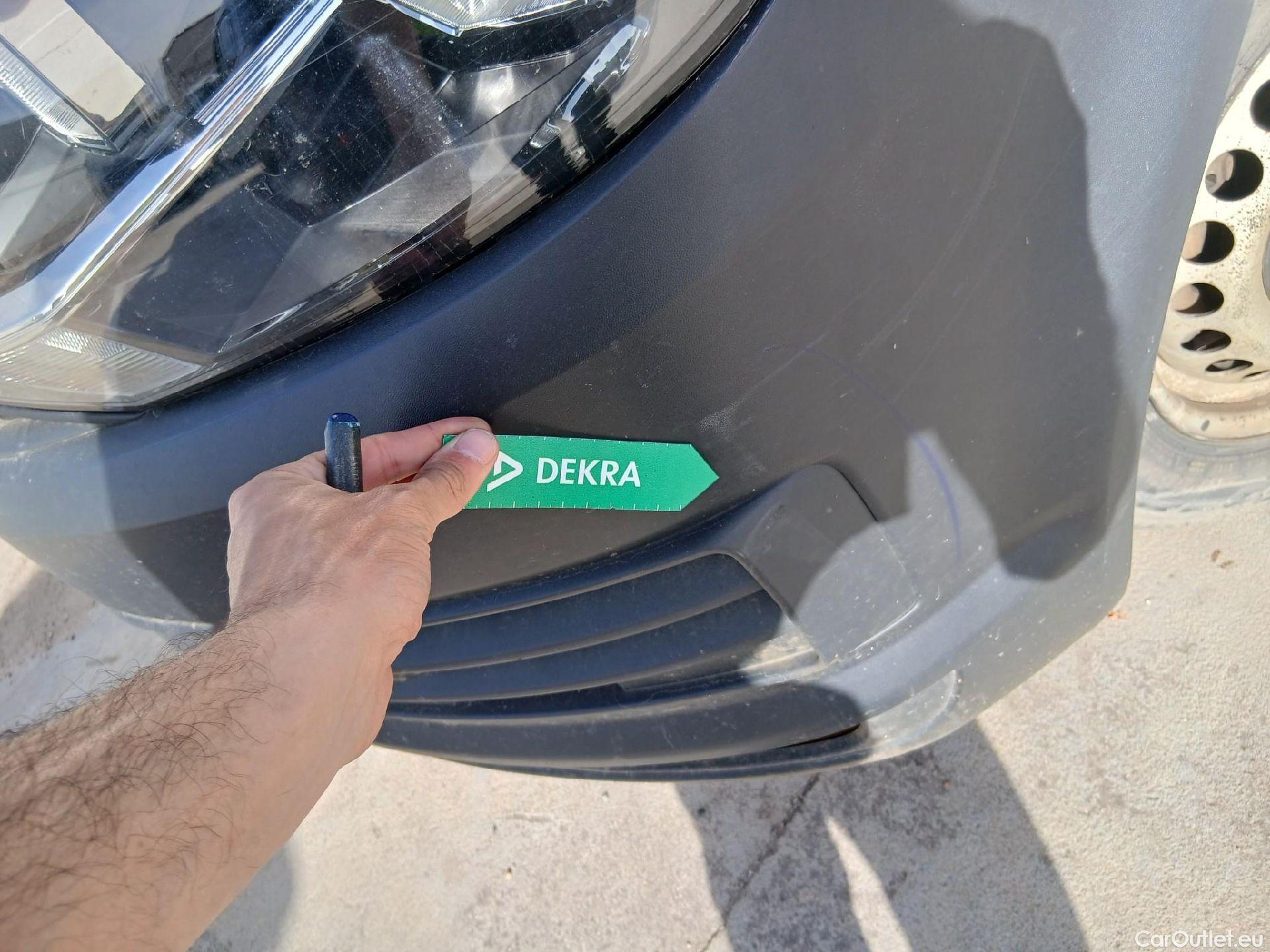  Volkswagen  Transporter VOLKSWAGEN  / 2015 / 4P / furgón Furgón Corto TN 2.0 TDI 110kW BMT 4Mot #4