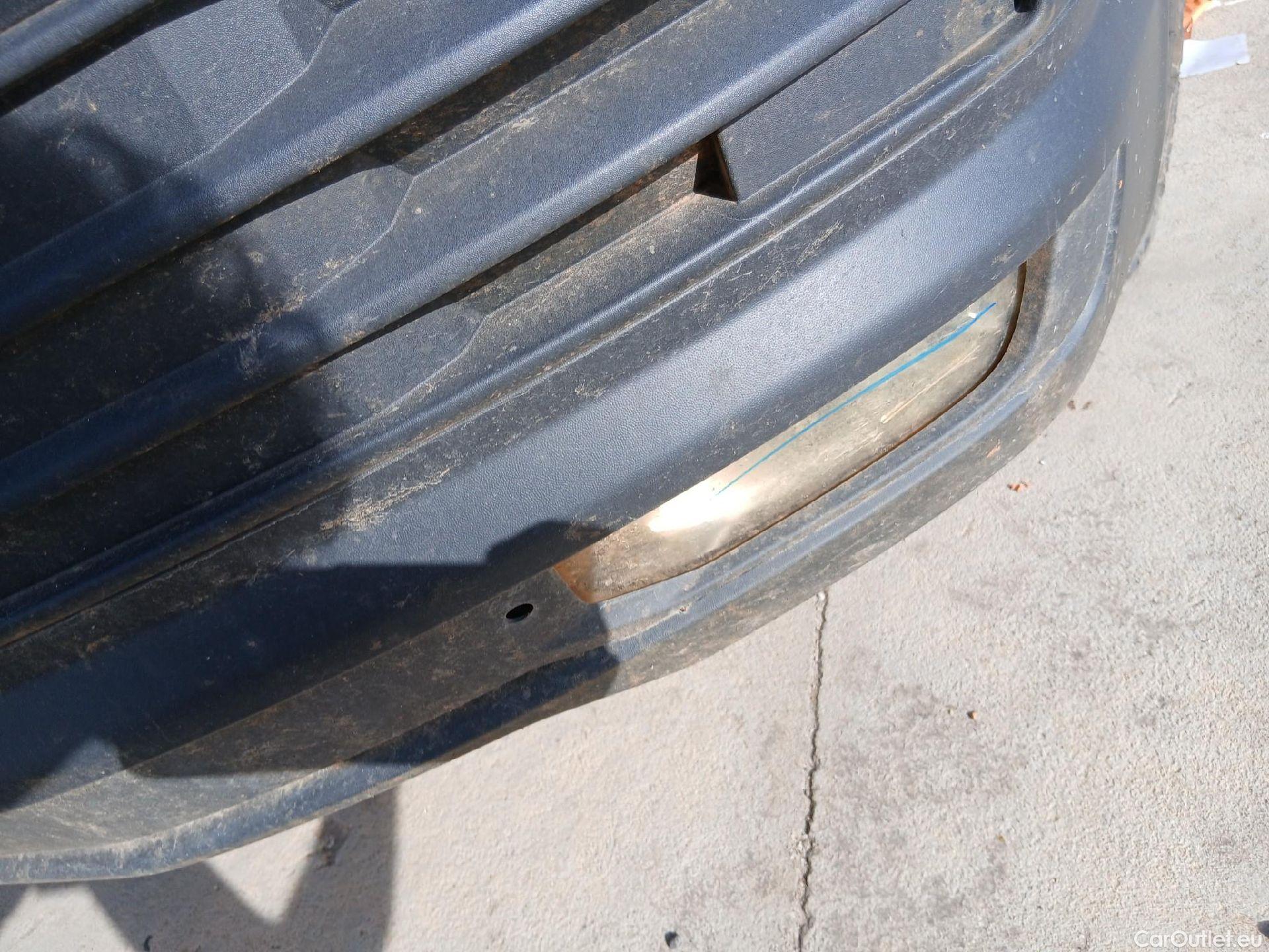  Volkswagen  Transporter VOLKSWAGEN  / 2015 / 4P / furgón Furgón Corto TN 2.0 TDI 110kW BMT 4Mot #8