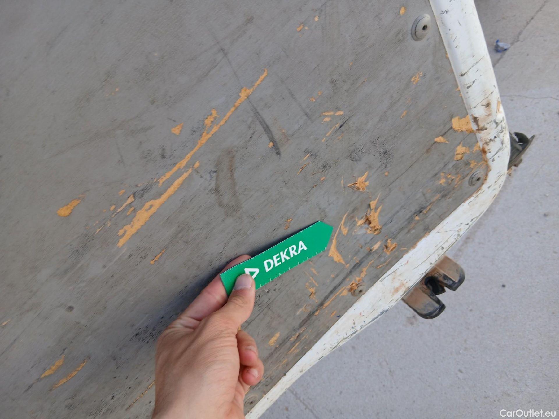  Volkswagen  Transporter VOLKSWAGEN  / 2015 / 4P / furgón Furgón Corto TN 2.0 TDI 110kW BMT 4Mot #40