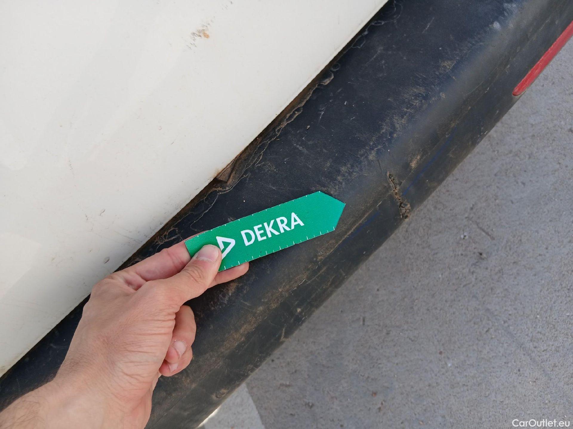  Volkswagen  Transporter VOLKSWAGEN  / 2015 / 4P / furgón Furgón Corto TN 2.0 TDI 110kW BMT 4Mot #25