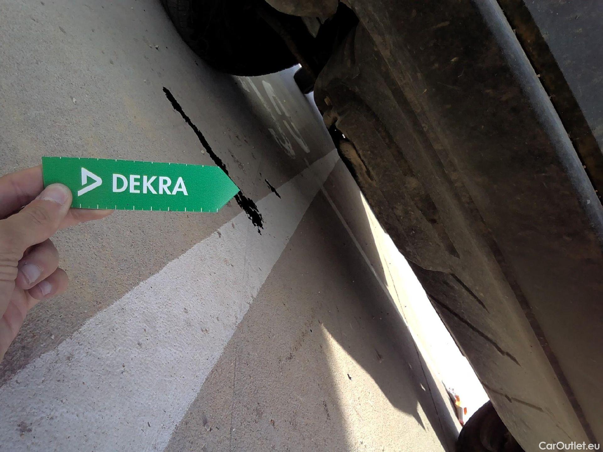  Volkswagen  Transporter VOLKSWAGEN  / 2015 / 4P / furgón Furgón Corto TN 2.0 TDI 110kW BMT 4Mot #61