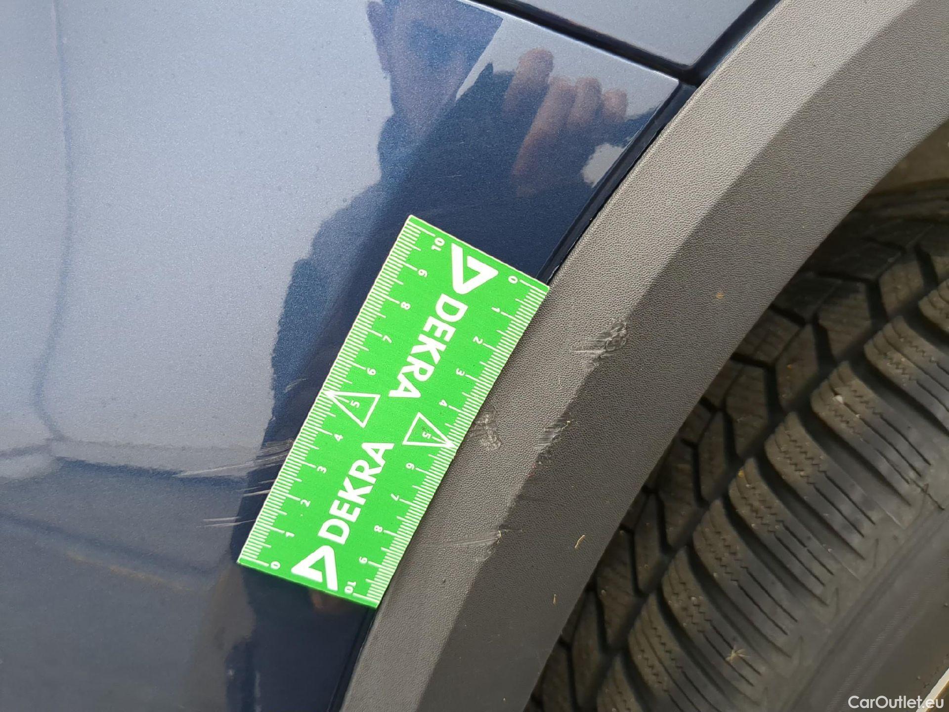  Mercedes  GLA MERCEDES-BENZ  / 2020 / 5P / SUV 2.0  200 D BUSINESS LINE DCT #9