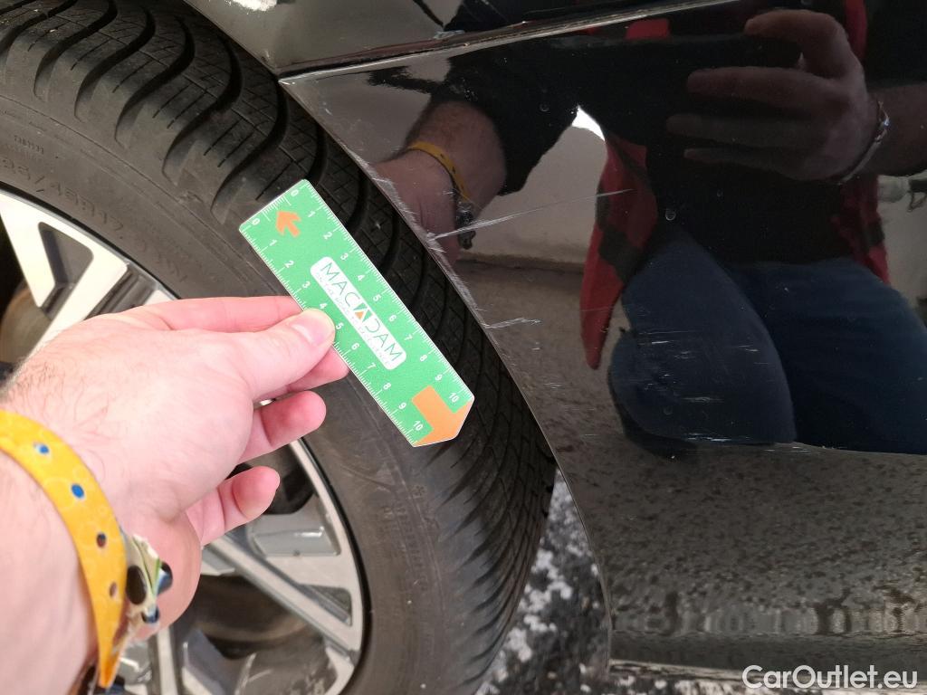  Hyundai  i30 HYUNDAI  Sport Wagon / 2020 / 5P / Break 1.0 T-GDI 120 MHEV DCT-7 N LINE SW #47