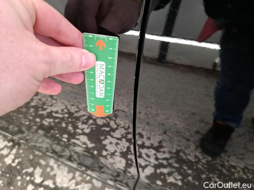  Hyundai  i30 HYUNDAI  Sport Wagon / 2020 / 5P / Break 1.0 T-GDI 120 MHEV DCT-7 N LINE SW #35