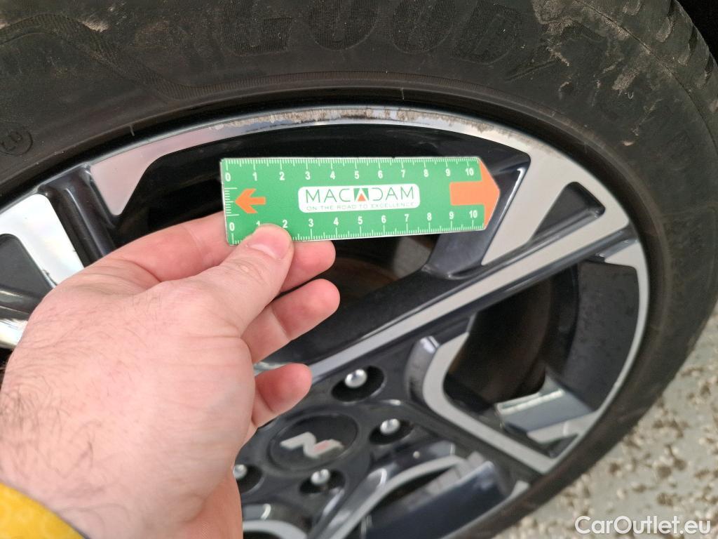  Hyundai  i30 HYUNDAI  Sport Wagon / 2020 / 5P / Break 1.0 T-GDI 120 MHEV DCT-7 N LINE SW #52