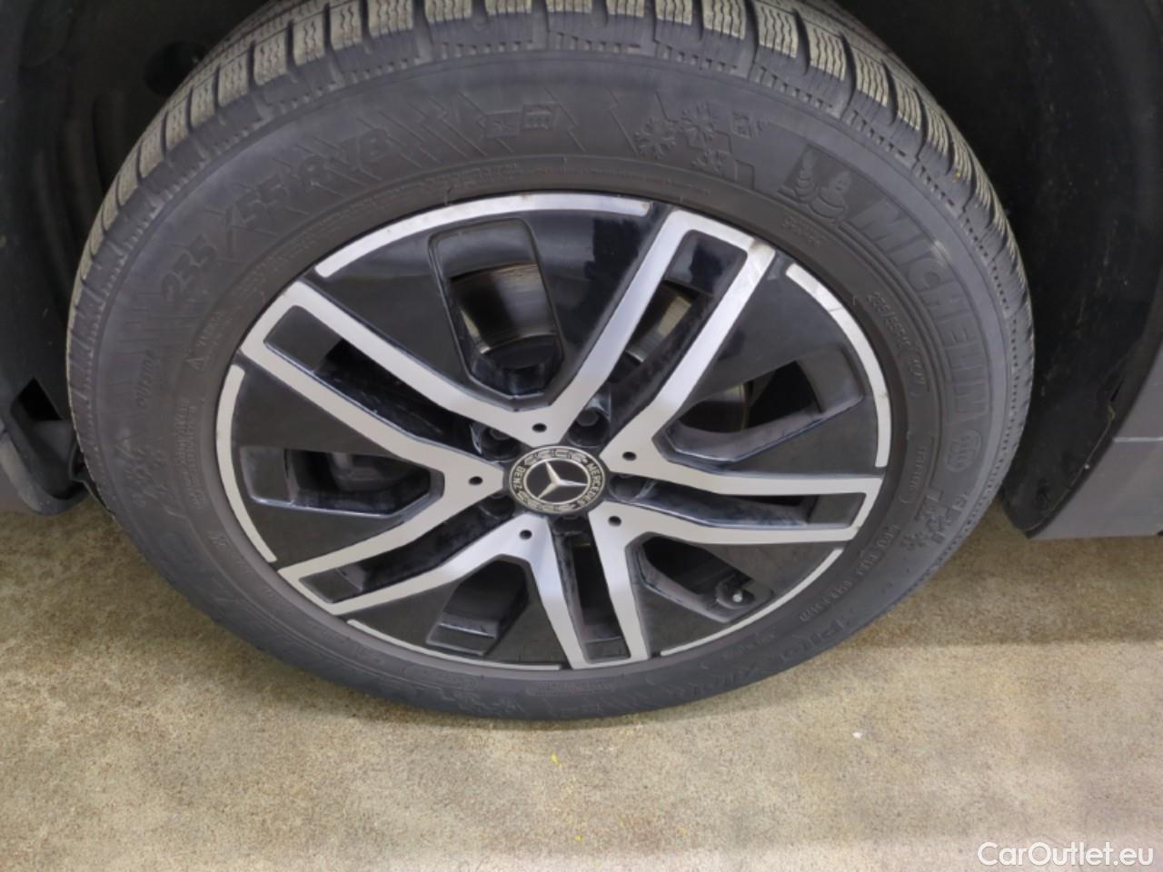  Mercedes  GLA MERCEDES-BENZ  / 2020 / 5P / SUV 2.0  200 D BUSINESS LINE DCT #7