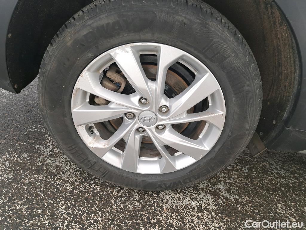  Hyundai  Tucson  Creative 2WD 1.6 CRDi 135CV BVA7 E6dT #29