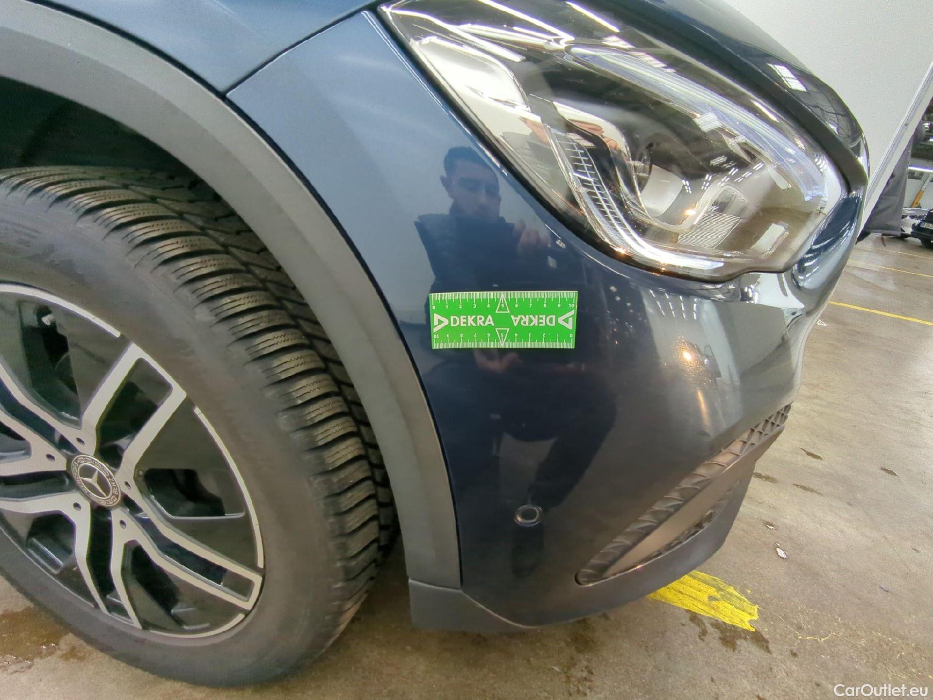  Mercedes  GLA MERCEDES-BENZ  / 2020 / 5P / SUV 2.0  200 D BUSINESS LINE DCT #11