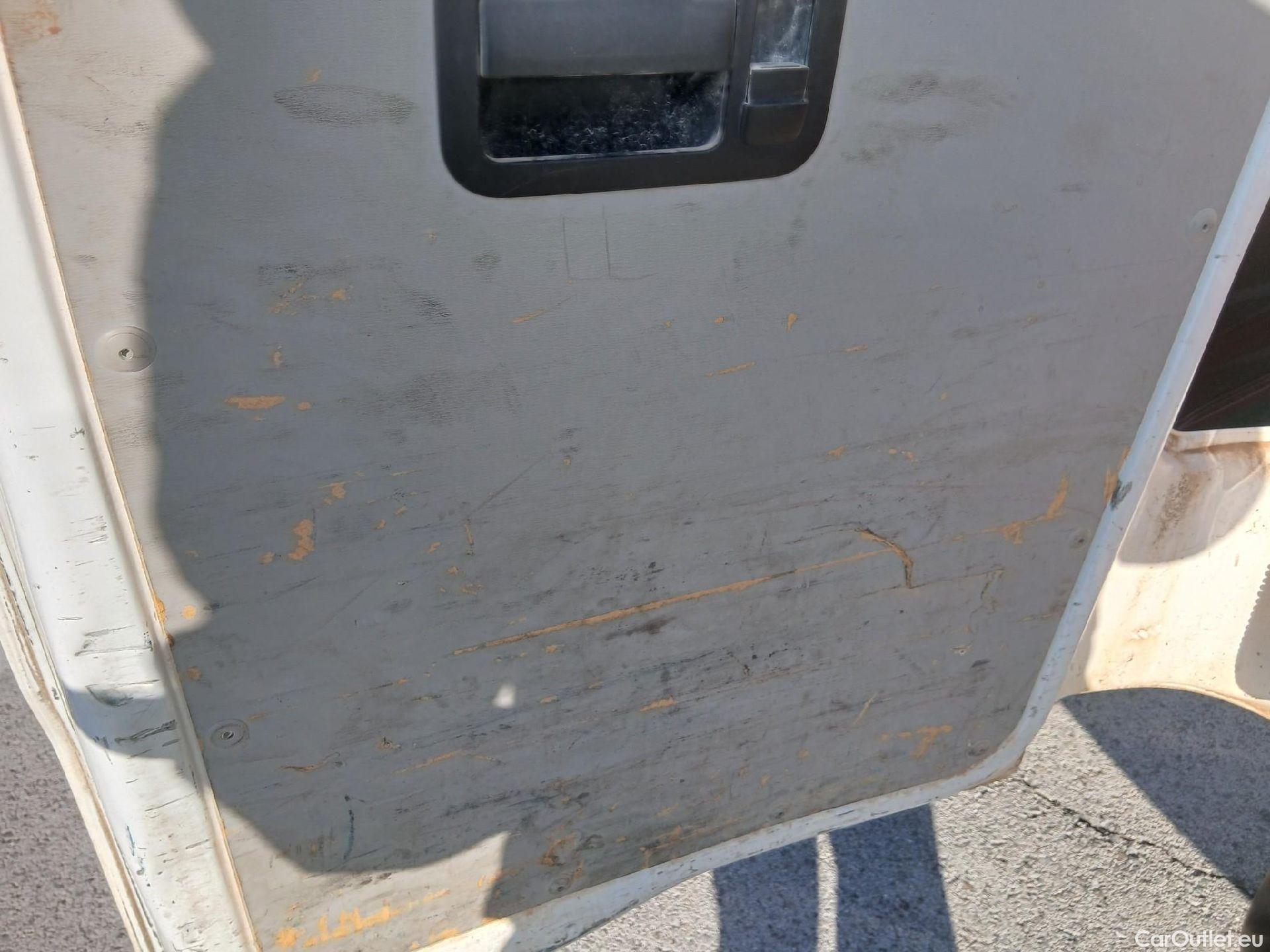  Volkswagen  Transporter VOLKSWAGEN  / 2015 / 4P / furgón Furgón Corto TN 2.0 TDI 110kW BMT 4Mot #11